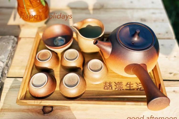 三五好友一起来围炉煮茶